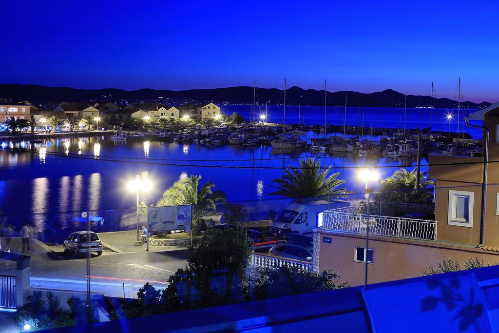 Luxury Apartments Sikiric With Fantastic View On The Sea Bibinje Buitenkant foto