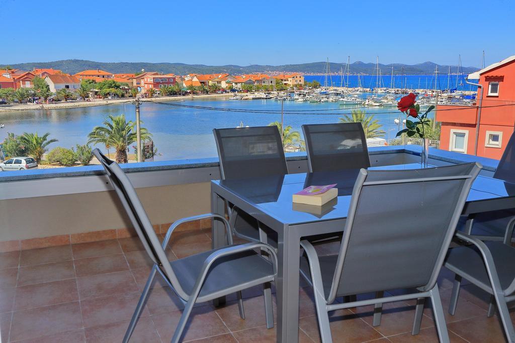 Luxury Apartments Sikiric With Fantastic View On The Sea Bibinje Buitenkant foto