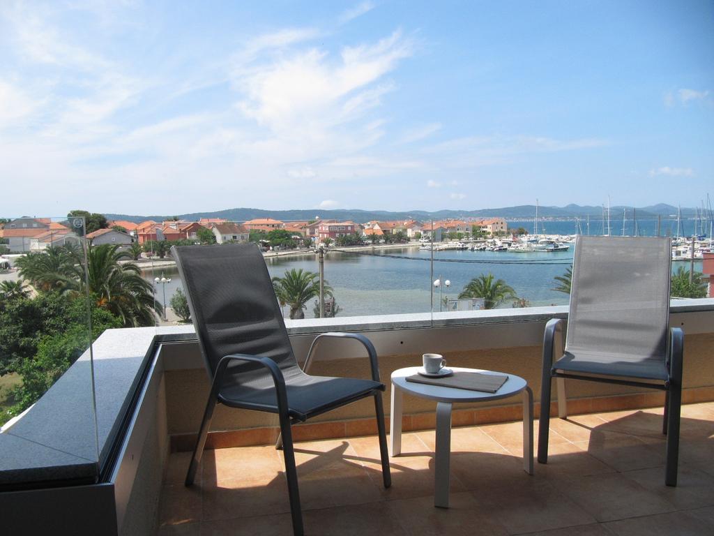 Luxury Apartments Sikiric With Fantastic View On The Sea Bibinje Buitenkant foto
