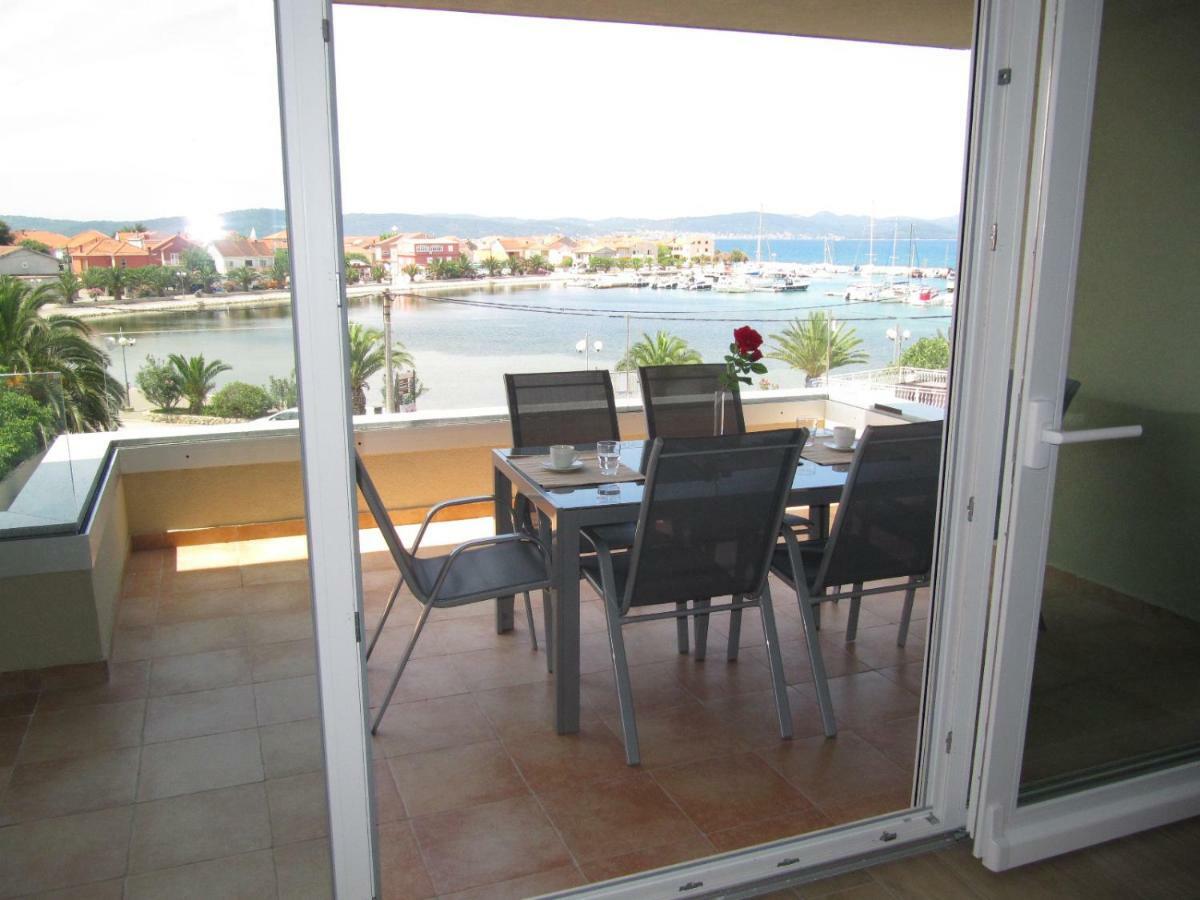 Luxury Apartments Sikiric With Fantastic View On The Sea Bibinje Buitenkant foto